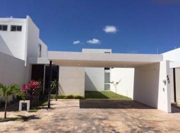 Casa · 137m² · 2 Recámaras · 1 Estacionamiento · Casa de un Piso en Campocielo, Royal del Parque, Mérida