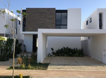 Casa · 229m² · 3 Recámaras · 2 Estacionamientos · Casa en Condominio