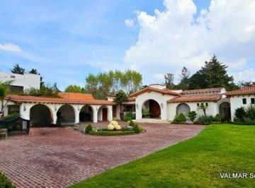 Casa de 2 habitaciones, Metepec · Espectacular Casa en Vemta. Fraccionamiento San Carlos Metepec Edo de México
