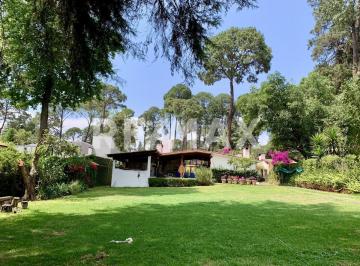 Casa · 250m² · 4 Recámaras · 5 Estacionamientos · Casa en Renta - (4)