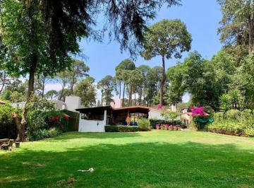 Casa · 250m² · 4 Recámaras · 5 Estacionamientos · Casa en Renta - (4)