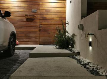 Casa · 248m² · 4 Recámaras · 2 Estacionamientos · Casa de Lujo en Venta en Zibata Queretaro – 4 Recámaras y Amenidades Premium