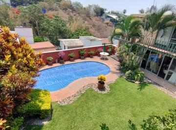 Casa de 3 habitaciones, Cuernavaca · Casa en Venta Club de Golf Cuernavaca (Cuernavaca Centro)
