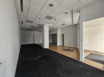 Local comercial · 148m² · 8 Estacionamientos · Local Comercial en Calzada de La Viga - (4)