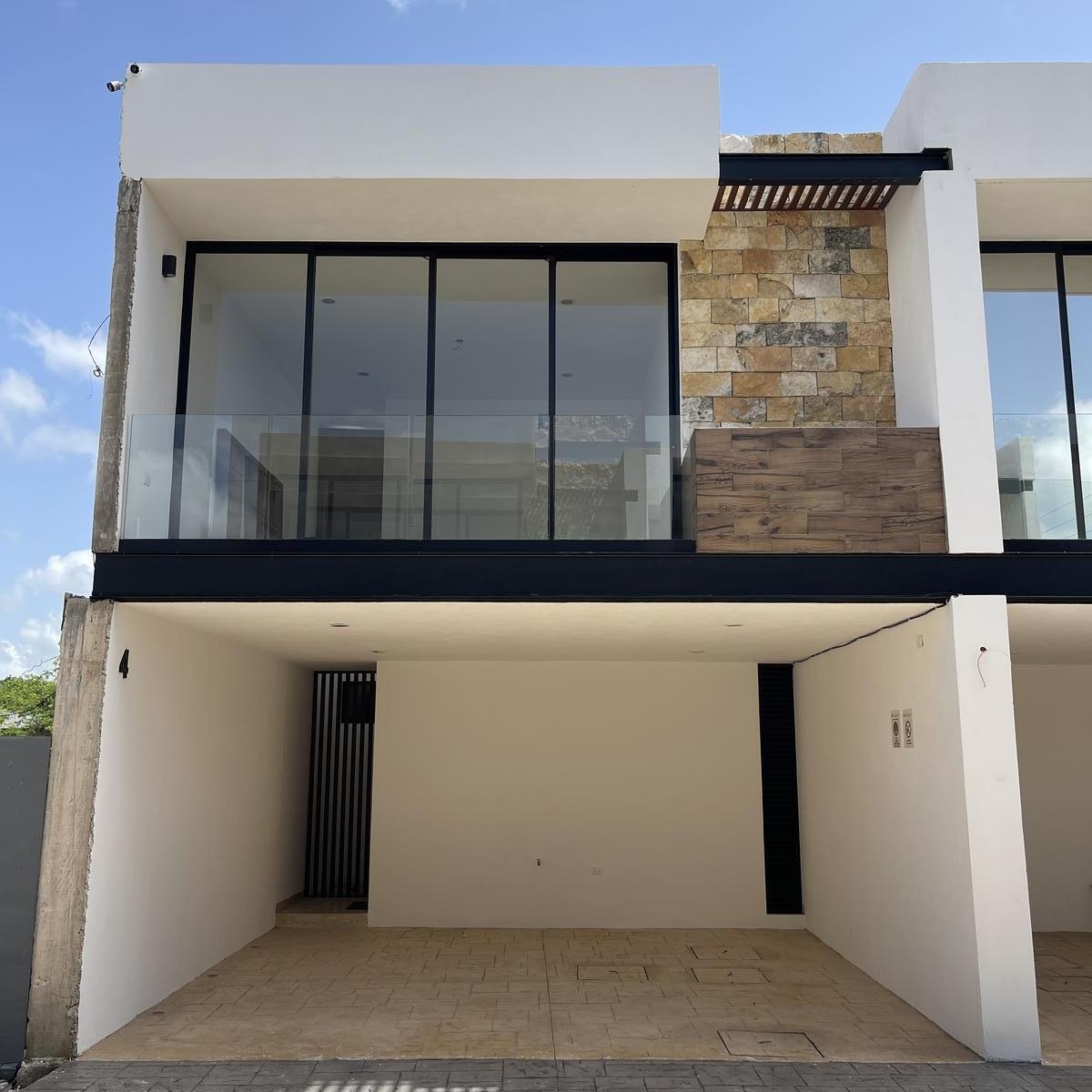 Venta de Townhouses en Cholul, Mérida en Privada Exclusiva