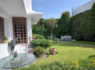Casa · 326m² · 3 Recámaras · 4 Estacionamientos · Casa en Venta en Metepec San Carlos