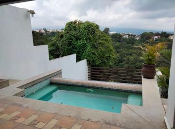 Casa de 4 habitaciones, Cuernavaca · Casa con Hermosa Vista Panorámica, en Privada con Seguridad.