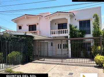 Casa de 4 habitaciones, Chihuahua · Casa en Venta en Quintas del Sol