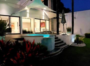 Casa de 5 habitaciones, Cuernavaca · Casa Sola en Lomas de La Selva, Cuernavaca