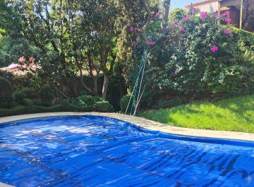 Casa de 4 habitaciones, Naucalpan de Juárez · Casa en Tecamachalco Bajo de Precio! en Renta, en un Piso, Jardin y Alberca