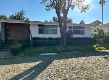 Casa en condominio de 4 habitaciones, Zapopan · Casa en Venta/renta Dentro del Fraccionamiento Rancho Contento