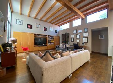 Casa de 3 habitaciones, Alvaro Obregón · Moderna Casa en Venta en Calle Cerrada con Vigilancia en San Ángel