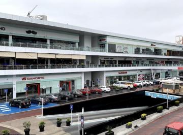 Local comercial · 188m² · Local en Renta en Zona Tec