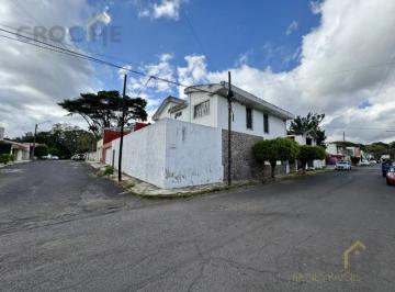 Casa · 541m² · 4 Recámaras · Casa en Coapexpan en Esquina en Venta en Xalapa Veracruz
