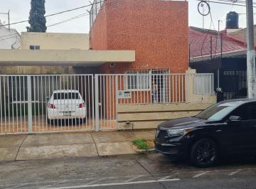 Casa de 4 habitaciones, Zapopan · Casa en Venta Chapalita