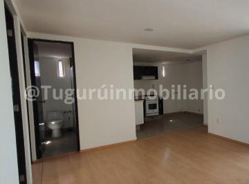 Sala / Comedor · Departamento en Renta en Colonia Algarín, Cerca Parque Delta