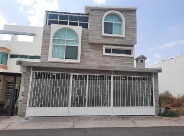 Casa de 4 habitaciones, Querétaro · Hermosa Casa, El Refugio, Bonitos Acabados