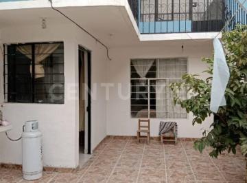 Casa · 409m² · 5 Recámaras · 2 Estacionamientos · Casa en Venta, Ixtlahuacán, Iztapalapa, Cdmx