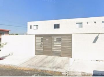 Oficina · 200m² · 3 Recámaras · 3 Estacionamientos · Oficina en Renta Col. Santa Fe, Monterrey