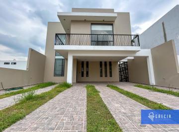 Casa en condominio de 3 habitaciones, Tlajomulco de Zúñiga · Casa en Renta en Casa Fuerte