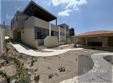 Casa · 500m² · 4 Recámaras · 3 Estacionamientos · Casa en Venta en Vista Antigua, San Miguel de Allende