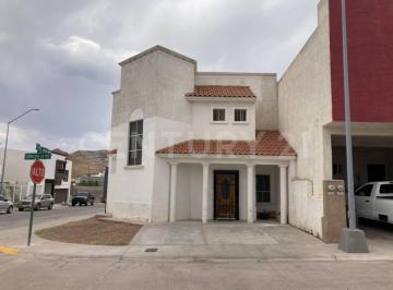 Casa de 3 habitaciones, Chihuahua · Casa en Venta en Cordilleras Etapa VI, Chihuahua