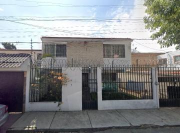 Casa de 4 habitaciones, Coyoacán · Casa en Venta en Coyoacán
