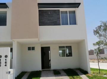 Casa de 3 habitaciones, Aguascalientes · Casa en Venta en Coto Al Sur de Aguascalientes en Rancho Santa Mónica