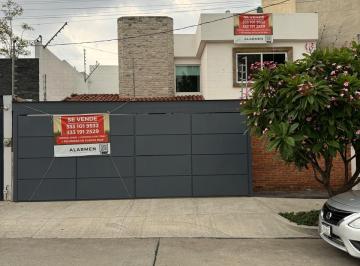 Casa de 3 habitaciones, Guadalajara · Bonita Casa en Providencia Ideal Para Casa U Oficina