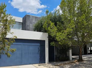 Casa de 3 habitaciones, León · Casa en Venta en Porta Fontana