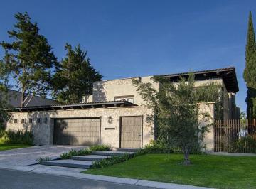 794f68390c6ce3793ec0e288097c7813889dcc0e245de73377ba19464786128f · Casa de La Toscana Venta El Campanario / Amueblada