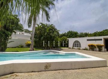 Terreno / Lote · 970m² · 3 Estacionamientos · Terreno en Venta en Alamos I