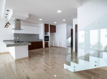 Casa · 250m² · 4 Recámaras · 2 Estacionamientos · Casa de 4 Recámaras en Venta en Residencial Río