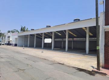 Local comercial , Jiutepec · Renta de La Mitad de Super Local o Bodega, Doble Altura, Centro, Jiutepec, Mor.