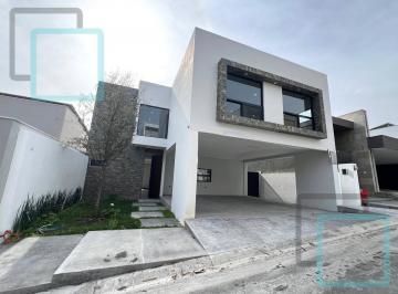 Casa · 419m² · 2 Estacionamientos · Casa en Venta Los Olivos Residencial Zona Carretera Nacional Monterrey