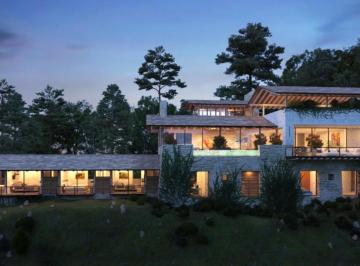 Casa en condominio de 5 habitaciones, Valle de Bravo · Casa con Vista Al Lago en Valle de Bravo en El Fraccionamiento El Santuario