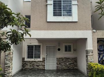 Casa en condominio de 3 habitaciones, San Pedro Tlaquepaque · Casa en Renta en Tlaquepaque a 15 Min del Aeropuerto