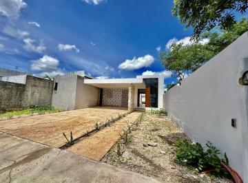 Casa · 270m² · 3 Recámaras · 4 Estacionamientos · Casa de Una Planta Completamente Nueva en Venta