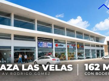 Local comercial · 162m² · 2 Recámaras · Local de 162 m² en Renta en Plaza Las Velas con Bodega, cancún
