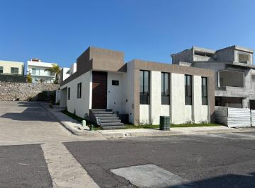 Casa de 2 habitaciones, Alvarado · A Estrenar Casa de Una Planta, 2 Recamaras en Riviera Ver.