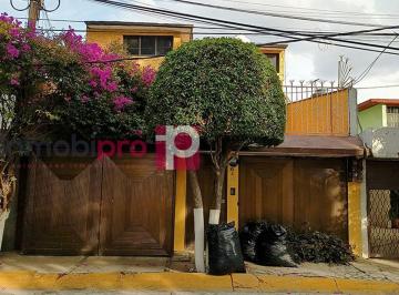 Casa · 185m² · 5 Recámaras · 2 Estacionamientos · Casa en Venta en Bosques de Aragon, Nezahualcoyotl