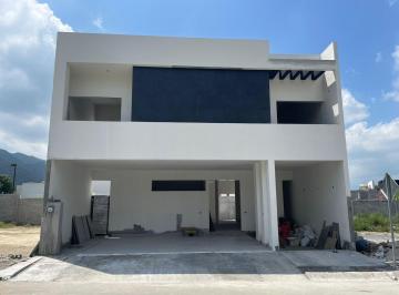 Casa de 4 habitaciones, Monterrey · Casa en Venta Pedregal de La Montaña Zona Carretera Nacional