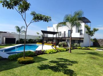 Casa en condominio de 3 habitaciones, Xochitepec · Casas Nuevas con Alberca y Vigilancia Santa Fe