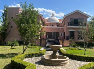 Casa de 4 habitaciones, Santiago · Hermosa Casa Tipo Quinta en Col Privada Santiago, Nl