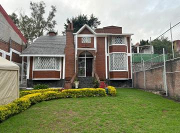 Casa de 3 habitaciones, Cuautitlán Izcalli · Bosques de Viena 25. Amplia Casa con Gran Jardin!