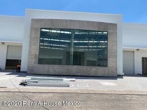 Bodega comercial , El Marqués · Bodega Industrial de 610 m, Venta en El Colorado