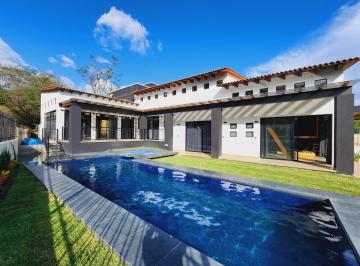 Casa de 3 habitaciones, Ixtapan de la Sal · San Diego 6 un Solo Nivel, Totalmente Amueblada, con Alberca Climatizada Cercana Al Acceso.