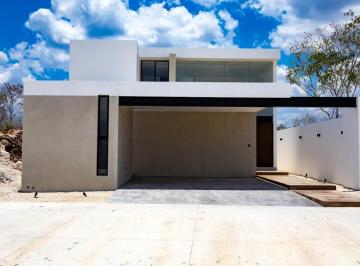 Casa en condominio · 274m² · 3 Recámaras · 2 Estacionamientos · Casa en Venta de 3 Recámaras en Cholul