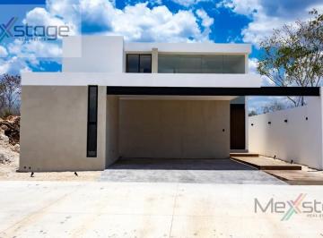 Casa en condominio · 274m² · 3 Recámaras · 2 Estacionamientos · Casa en Venta de 3 Recámaras en Cholul