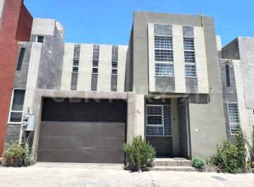 Casa en condominio · 120m² · 3 Recámaras · 2 Estacionamientos · Rcv - 1313 Casa en Venta en Lago Sur 3 Recámaras